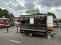 Elsbeths Waffelglück auf dem Wochenmarkt Pferdemarkt. Foto: Stadt Oldenburg Elsbeths Waffelglück auf dem Wochenmarkt Pferdemarkt. Foto: Stadt Oldenburg