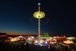 Der Oldenburger Kramermarkt in der blauen Stunde. Foto: Hans-Jürgen Zietz