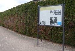 Vitrine mit Infos über August Hinrichs. Foto: Stadt Oldenburg