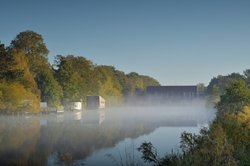 Frühherbstlicher Morgen über der Hunteniederung in Oldenburg. Foto: Hans-Jürgen Zietz