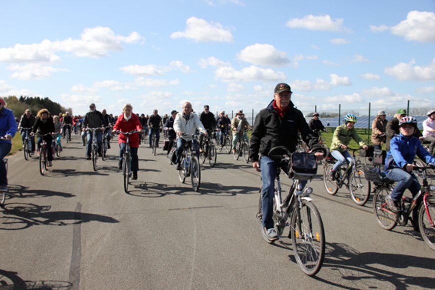 Bürgerinnen und Bürger bei der Fahrradtour. Foto: Stadt Oldenburg