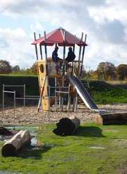 Spielturm in Eversten West.  Foto: Stadt Oldenburg