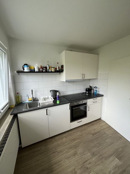 Küchenzeile in der Jugendwohnung. Foto: Stadt Oldenburg