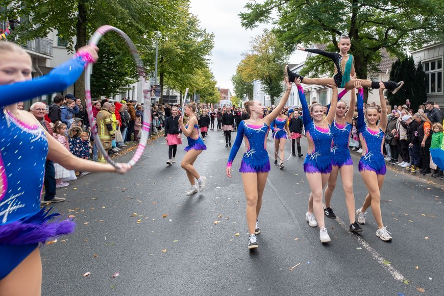 Teilnehmende am Festumzug. Foto: Sascha Stüber