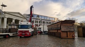 Aufbau auf dem Schloßplatz am 18. November 2024 gestartet. Foto: Stadt Oldenburg