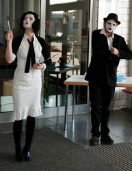Theater. Foto: Karl-Heinz Laube/Pixelio.de  Theater. Foto: Karl-Heinz Laube/Pixelio.de