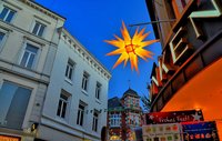 Funkeln und Strahlen - Oldenburg in der Vorweihnachtszeit. Foto: Hans-Jürgen Zietz