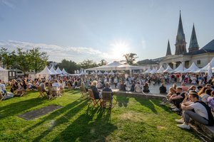 Blick auf die Veranstaltung Kochen am Schloss. Foto: Sascha Stüber Blick auf die Veranstaltung Kochen am Schloss. Foto: Sascha Stüber