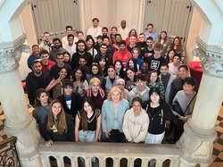 Internationale Gesichter der Carl von Ossietzky Universität zu Besuch im Alten Rathaus. Foto: Stadt Oldenburg