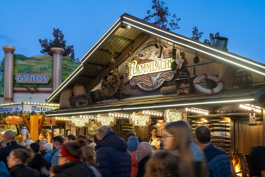 Sascha Stüber Flammlachs und Gyros auf dem Kramermarkt 2024. Foto: Sascha Stüber