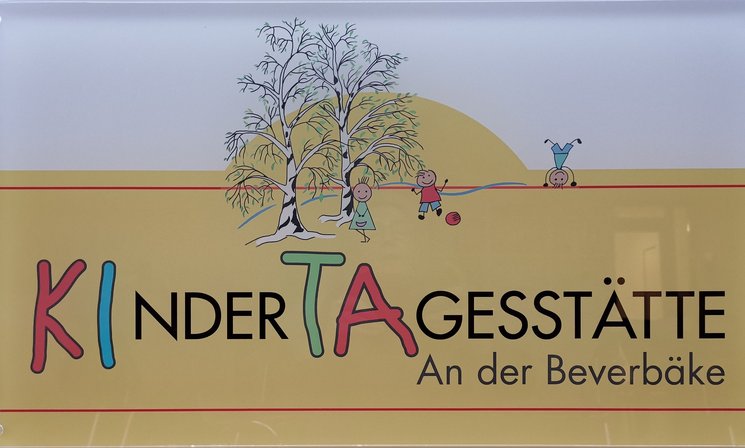 Schild Kita An der Beverbäke. Foto: Stadt