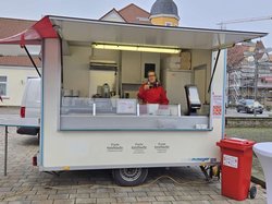 Foto des Verkaufsanhängers der Firma Edel & Lecker von Sylvia Lampe. Foto: Sylvia Lampe Foto des Verkaufsanhängers der Firma Edel & Lecker von Sylvia Lampe. Foto: Sylvia Lampe