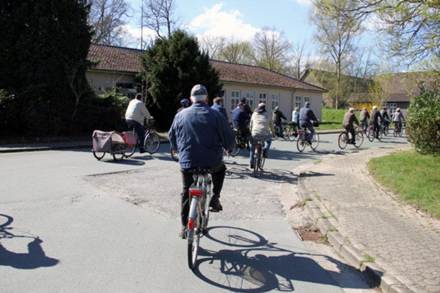 Bürgerinnen und Bürger bei der Fahrradtour. Foto: Stadt Oldenburg